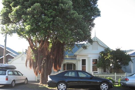 Photo of property in 4 Rata Street, Eastbourne, Lower Hutt, 5013