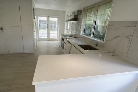 Photo of property in 3 Longburn Road, Henderson, Auckland, 0610