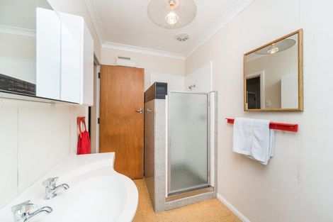 Photo of property in 8 Ake Ake Avenue, Hokowhitu, Palmerston North, 4410