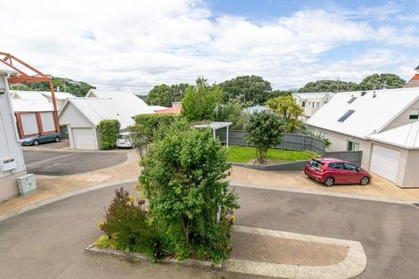 Photo of property in St Giles Court Apartments, 14/6 Vallance Street, Kilbirnie, Wellington, 6022