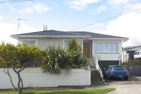 Photo of property in 12 Rospeath Crescent, Spotswood, New Plymouth, 4310