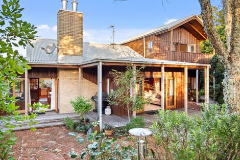 Photo of property in 11 Saville Place, Pyes Pa, Tauranga, 3112