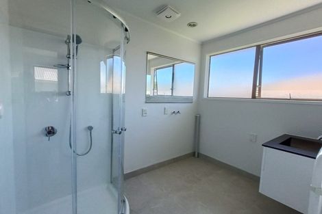 Photo of property in 9 Lisa Rise, Half Moon Bay, Auckland, 2012