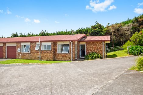 Photo of property in 104a Collingwood Road, Waiuku, 2123