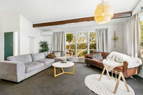 Photo of property in 5 Wanaka Place, Glenview, Hamilton, 3206