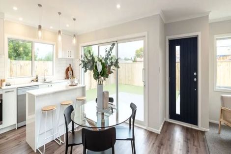 Photo of property in 4a Van Baarle Close, Carterton, 5713