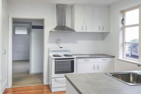 Photo of property in 34 Guthrie Street, Waterloo, Lower Hutt, 5011