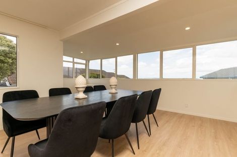 Photo of property in 26 Whiting Grove, West Harbour, Auckland, 0618