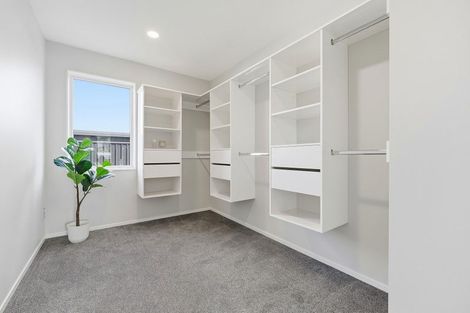 Photo of property in 17a Lake Pupuke Drive, Takapuna, Auckland, 0622