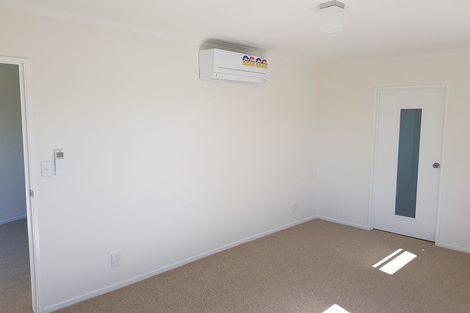 Photo of property in 55 Kenderdine Road, Papatoetoe, Auckland, 2025