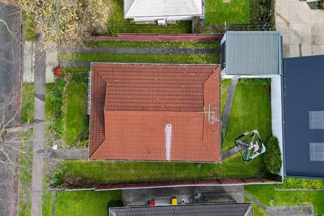 Photo of property in 1 Hilton Road, St Andrews, Hamilton, 3200