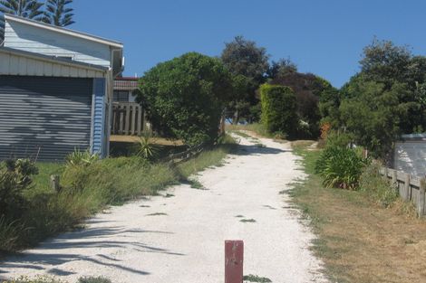 Photo of property in 621 Pukehina Parade, Pukehina, Te Puke, 3189