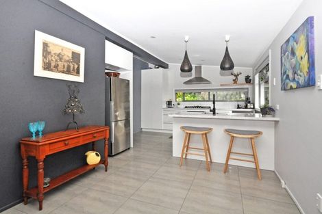 Photo of property in 14 Konini Road, Titirangi, Auckland, 0604