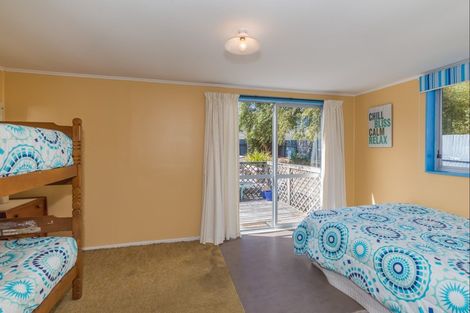 Photo of property in 15 Barling Street, Himatangi Beach, Foxton, 4891