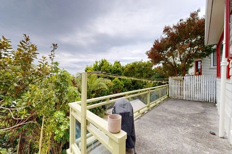 Photo of property in 22 Whaui Street, Vogeltown, Wellington, 6021