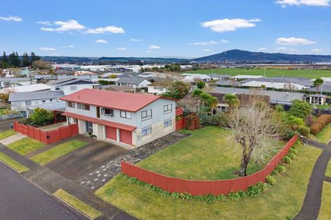 Photo of property in 1 Te Ana Place, Lynmore, Rotorua, 3010