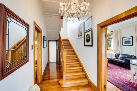 Photo of property in 11a Colenso Avenue, Hospital Hill, Napier, 4110
