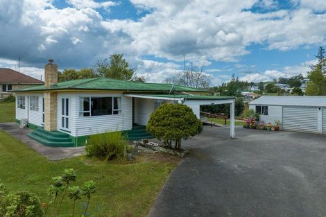 Photo of property in 8 Neumann Street, Kawakawa, 0210