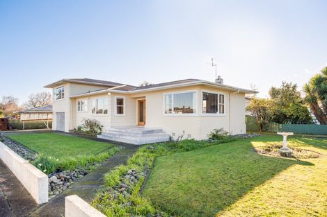 Photo of property in 2 Austin Place, Awapuni, Palmerston North, 4412