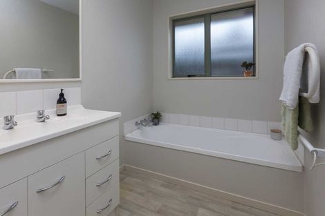 Photo of property in 2/7 Worthy Street, Ilam, Christchurch, 8041