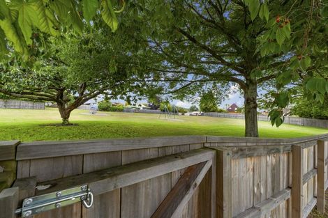 Photo of property in 2 Avon Close, Richmond Heights, Taupo, 3330