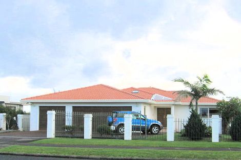 Photo of property in 69 Waller Avenue, Bucklands Beach, Auckland, 2012
