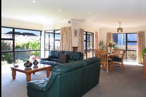 Photo of property in 14 Tombane Terrace, Papakowhai, Porirua, 5024