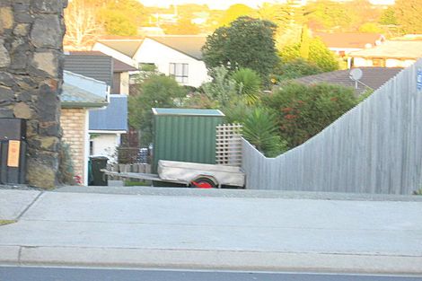 Photo of property in 17 Chesterfield Way, Orewa, 0931