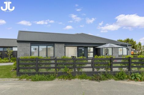 Photo of property in 29 Tangaroa Place, Poike, Tauranga, 3112