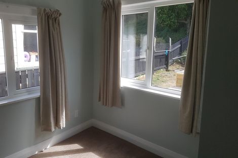 Photo of property in 37 Tauhinu Road, Miramar, Wellington, 6022