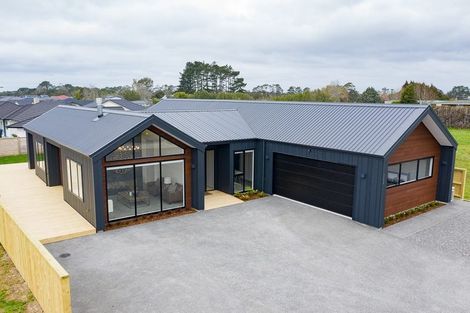 Photo of property in 15 Maclennan Farm Lane, Kaukapakapa, 0871