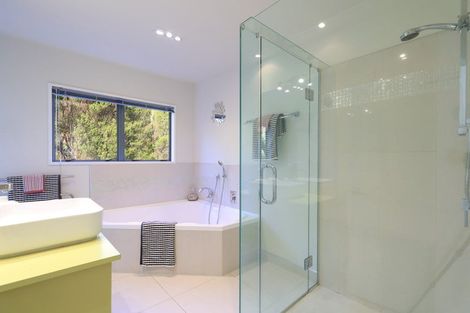 Photo of property in 7 Garin Heights, Atawhai, Nelson, 7010