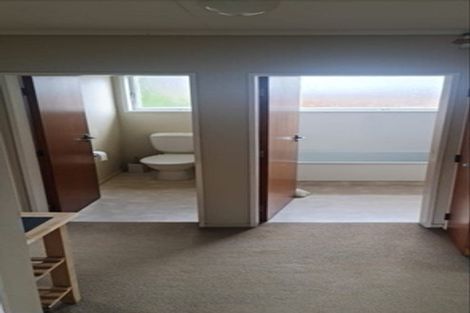 Photo of property in 49a Cypress Drive, Maungaraki, Lower Hutt, 5010