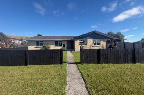 Photo of property in 13 Melton Place, Tokoroa, 3420