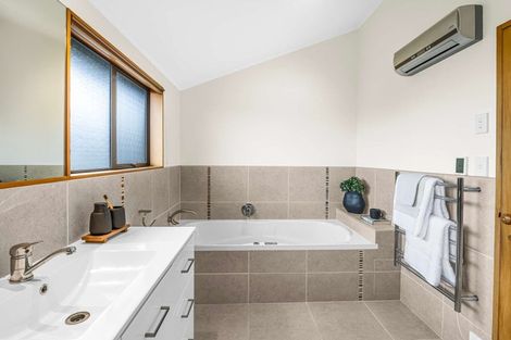 Photo of property in 30 Batt Street, West End, Palmerston North, 4410