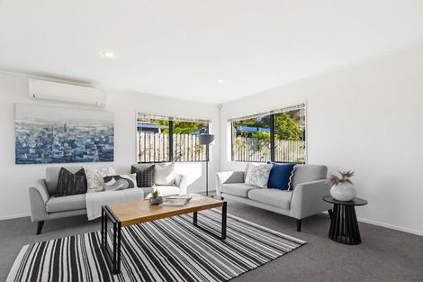 Photo of property in 23 Brookesmith Drive, Waiuku, 2123
