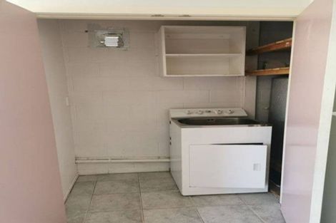 Photo of property in 35 Berkley Avenue, Hillcrest, Hamilton, 3216