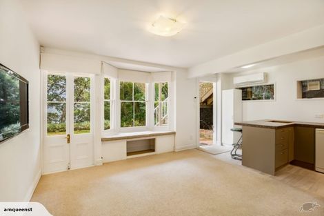 Photo of property in 36 Queen Street, Northcote Point, Auckland, 0627