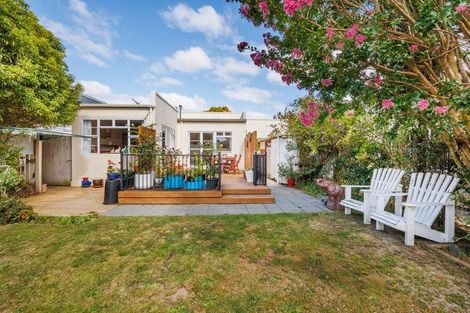 Photo of property in 25 Ake Ake Avenue, Hokowhitu, Palmerston North, 4410