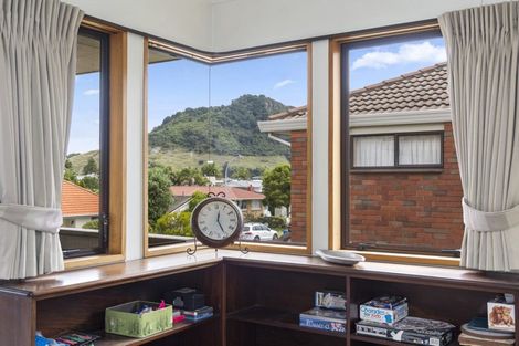 Photo of property in 2/49 May Street, Mount Maunganui, 3116