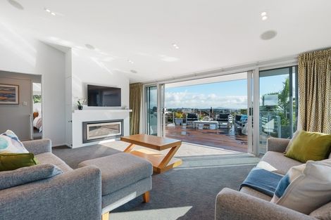 Photo of property in 144 Sandspit Road, Shelly Park, Auckland, 2014