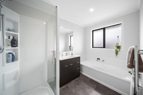 Photo of property in 26 Mitre Way, Solway, Masterton, 5810