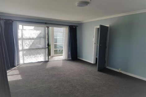 Photo of property in 69 Govett Avenue, Frankleigh Park, New Plymouth, 4310
