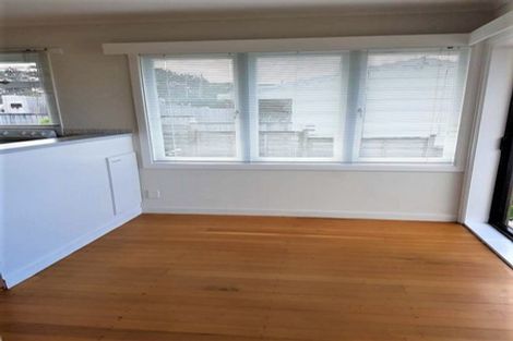 Photo of property in 1/177 Glenfield Road, Hillcrest, Auckland, 0627