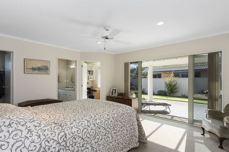 Photo of property in 6 Banksia Dell, Mount Maunganui, 3116