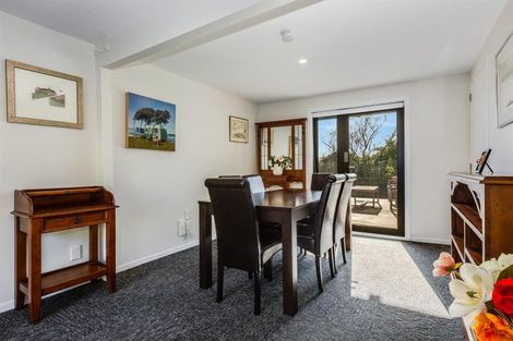 Photo of property in 22 Hicks Close, Whitby, Porirua, 5024