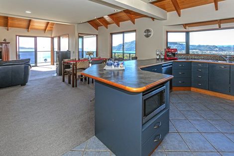 Photo of property in 5 Tirinui Crescent, Tairua, 3508