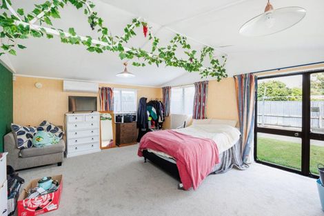 Photo of property in 18 Park Road, West End, Palmerston North, 4412