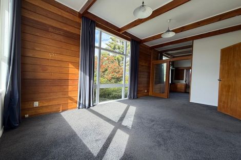 Photo of property in 75 Chamberlain Road, Karori, Wellington, 6012