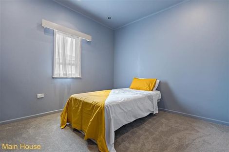 Photo of property in 39 Churchill Avenue, Manurewa, Auckland, 2102